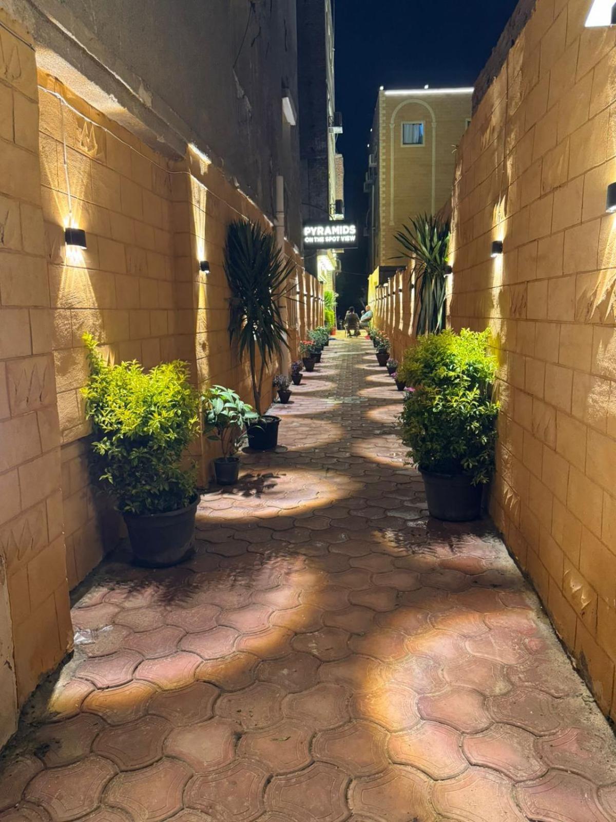 Pyramids On The Spot View Hotel Kafrat al Jabal Luaran gambar