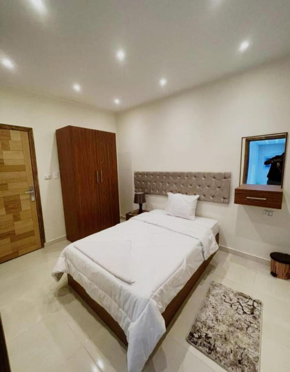 Pyramids On The Spot View Hotel Kafrat al Jabal Luaran gambar