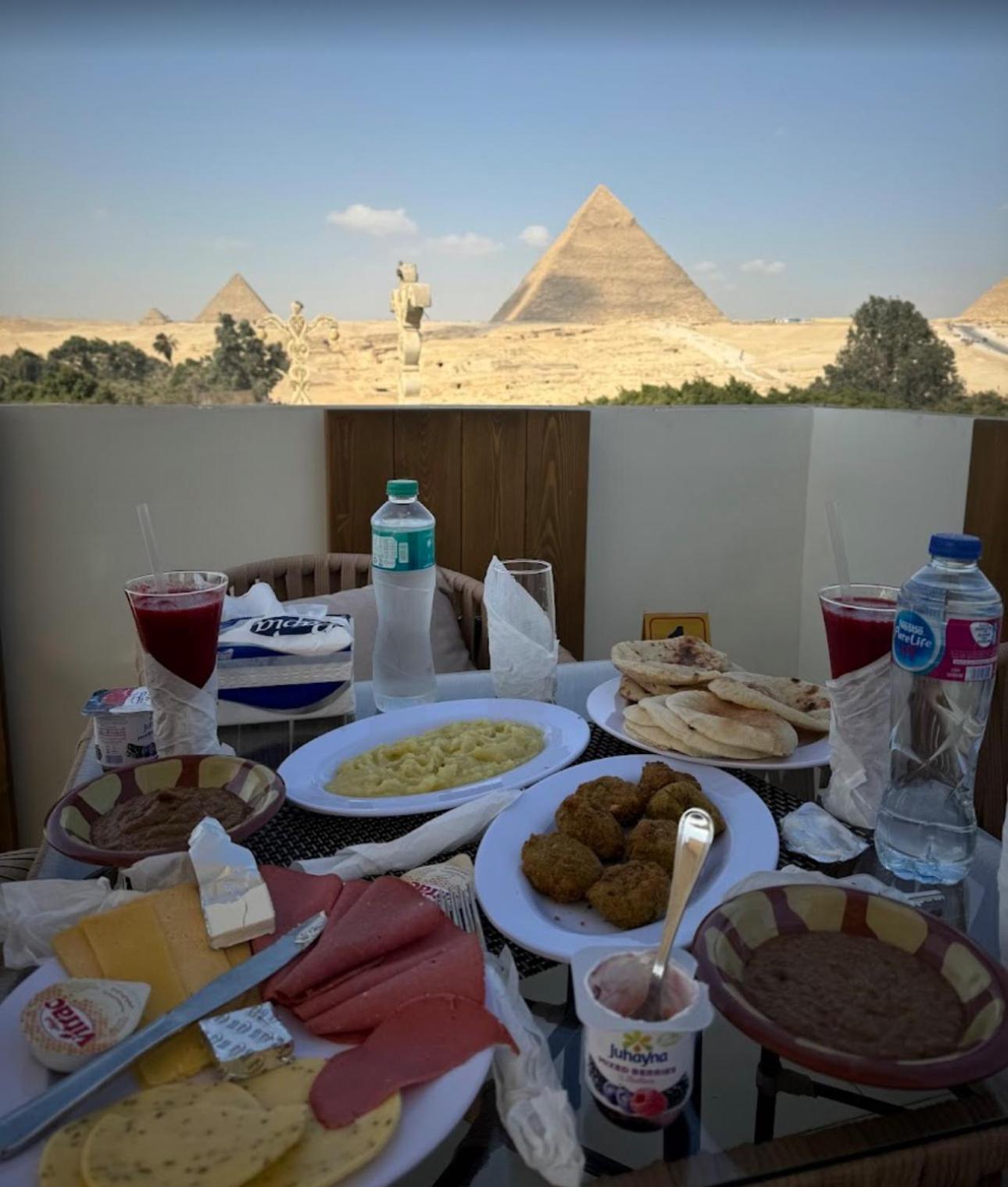 Pyramids On The Spot View Hotel Kafrat al Jabal Luaran gambar